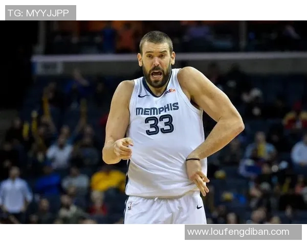 小加索尔受伤将缺席至少四周,对球队影响深远 小加索尔受伤将缺席至少四周,对球队影响深远